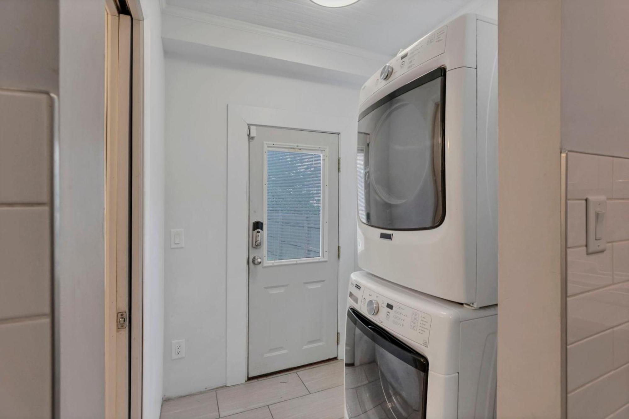 Housepitality - The Maynard Manor * Columbus