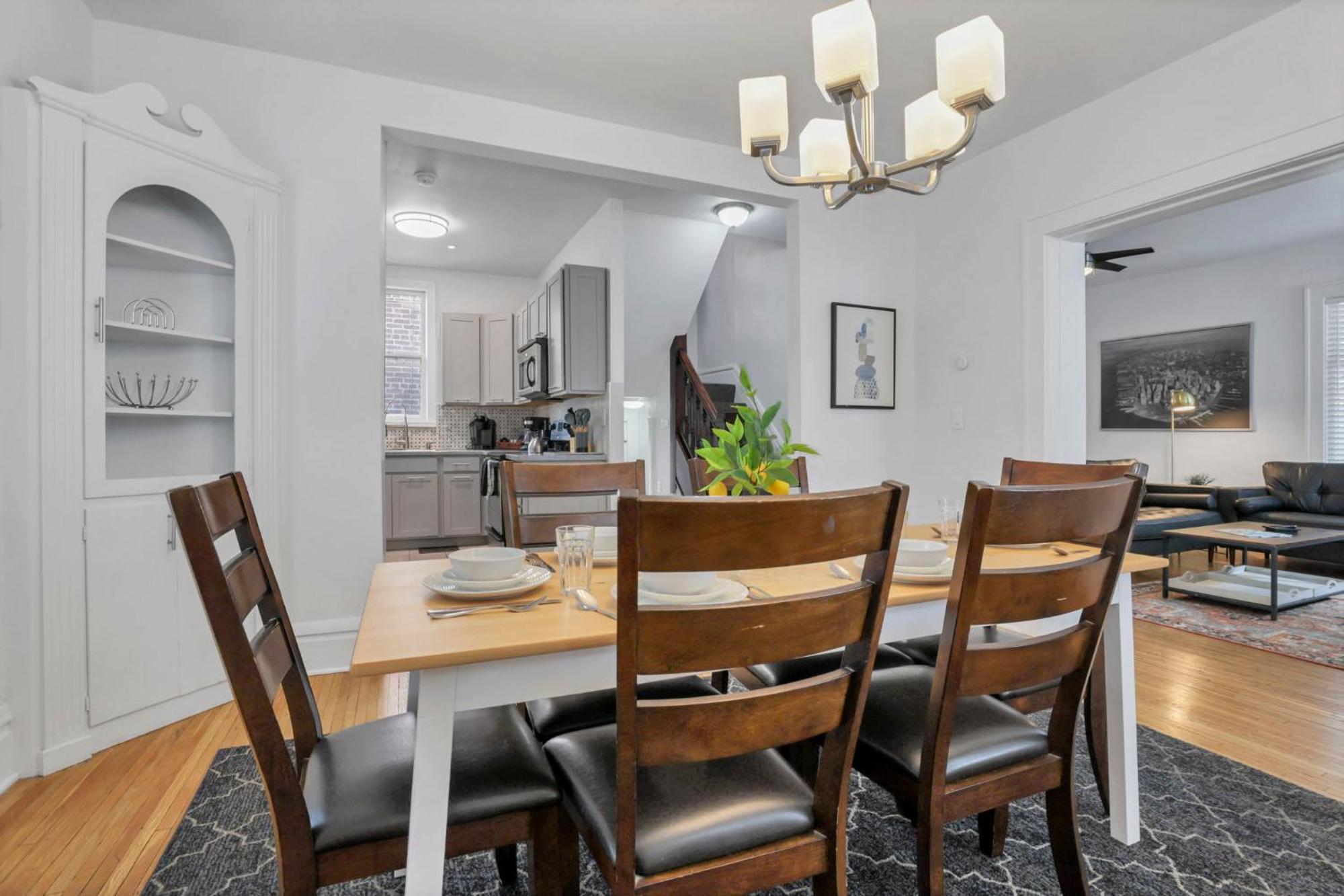 Housepitality - The Maynard Manor